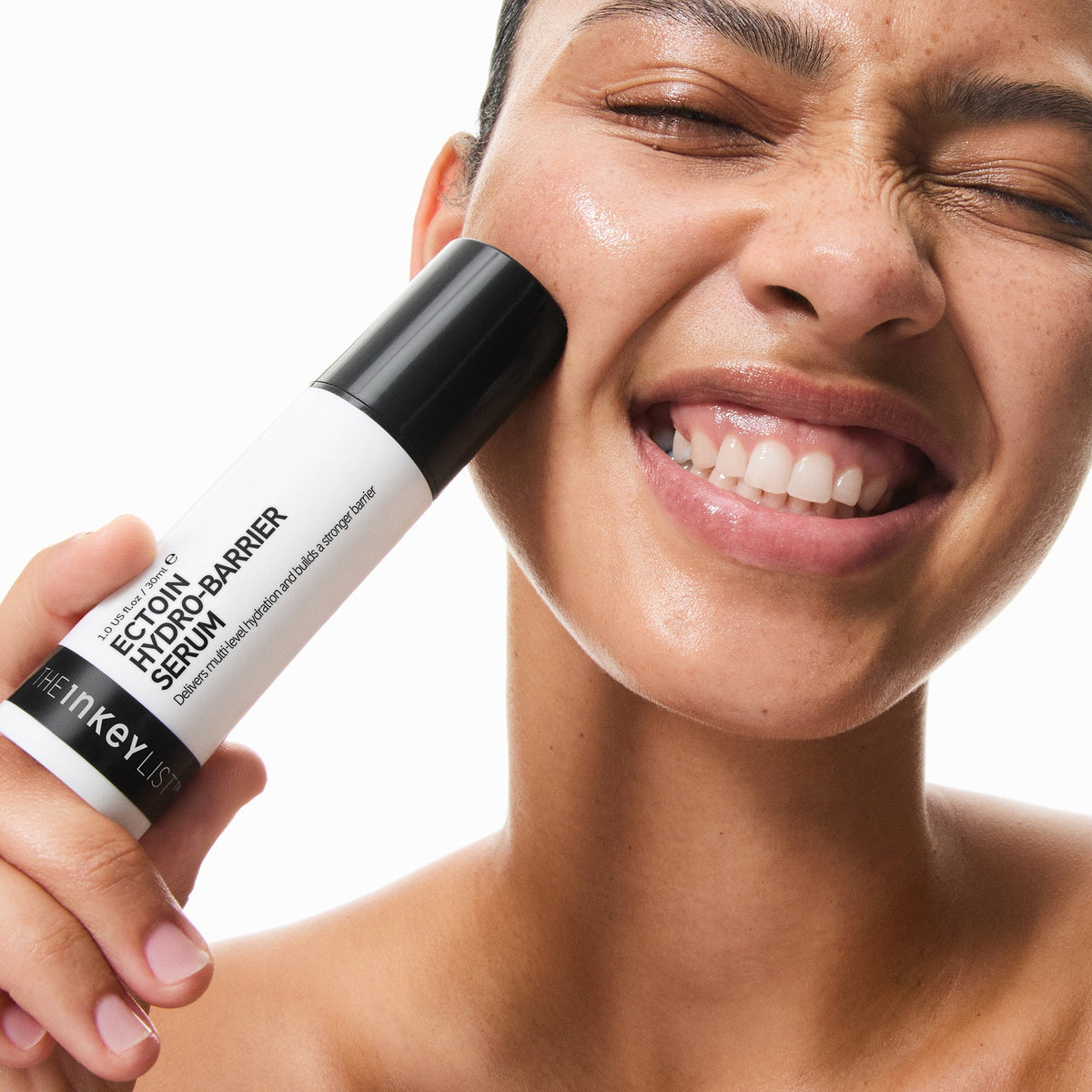 ectoin-hydro-barrier-serum-g1 Omega50_Model_2000x2000_51d34848-519c-4045-b288-30216504f8ba.jpg